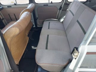 RENAULT R4