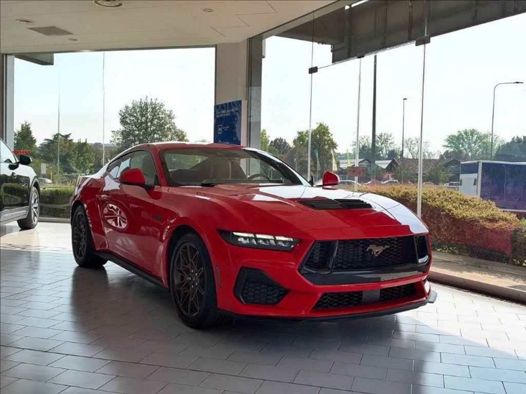 FORD Mustang Fastback 5.0 V8 GT 446cv